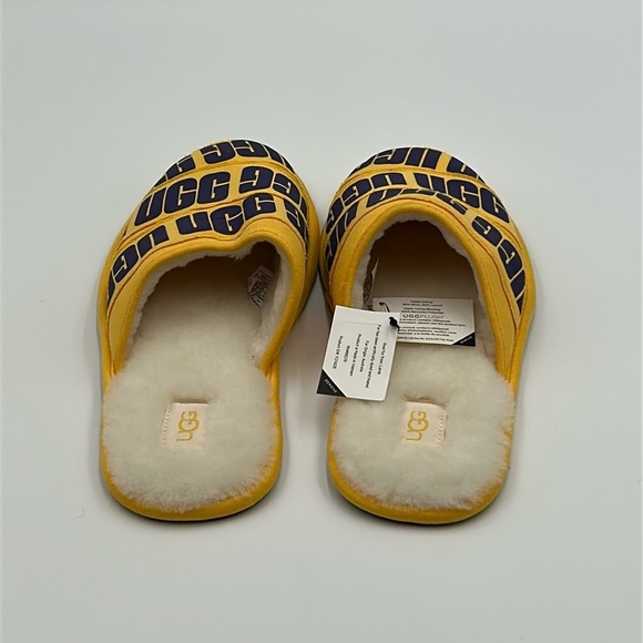 2097- UGG Men’s Slippers Lamb Fur Size 10 NWT - Picture 3 of 7